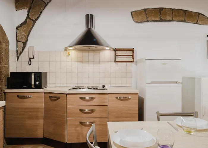 L'arco Di Tufo - Locazione Turistica 36381 *