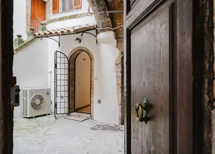 L'arco Di Tufo - Locazione Turistica 36381 * Orvieto